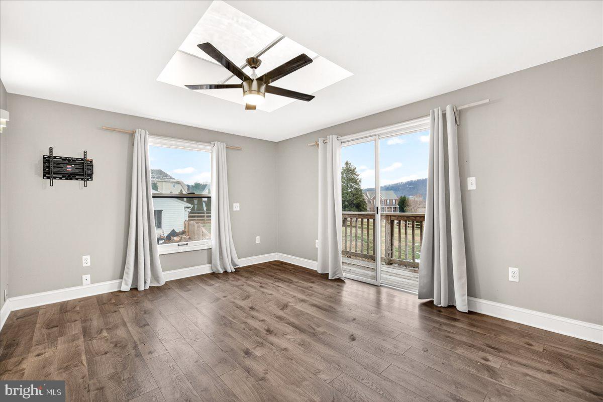 2702 Canada Hill Road Myersville, MD 21773 - Photo 24 of 57 Lots of natural light