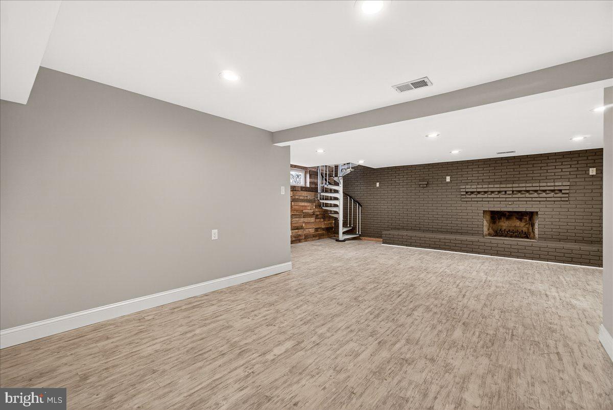 2702 Canada Hill Road Myersville, MD 21773 - Photo 34 of 57 Huge lower level
