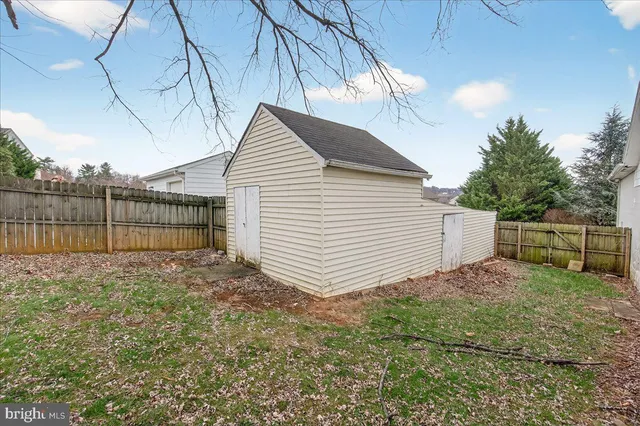 $525,000 | 2702 Canada Hill Road, Myersville, MD 21773