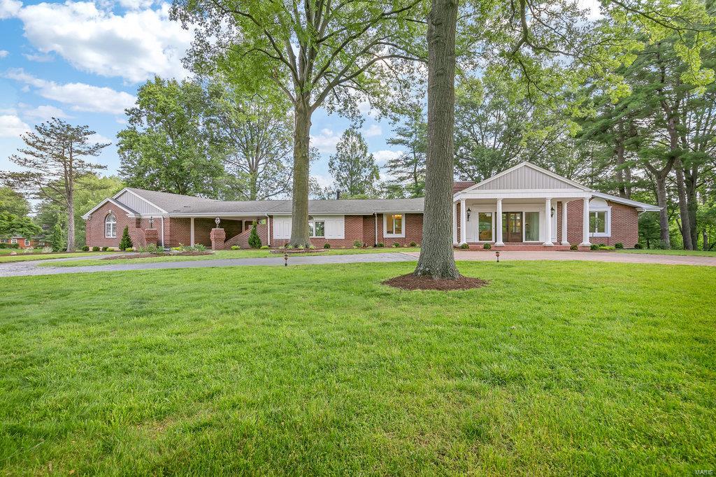15 Crownhill Lane Chesterfield, MO 63005 - Photo 58 of 71 Gallery Image 58