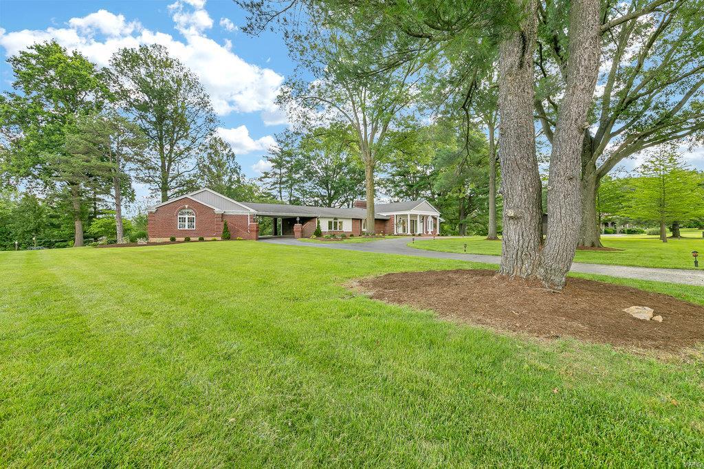 15 Crownhill Lane Chesterfield, MO 63005 - Photo 69 of 71 Gallery Image 69
