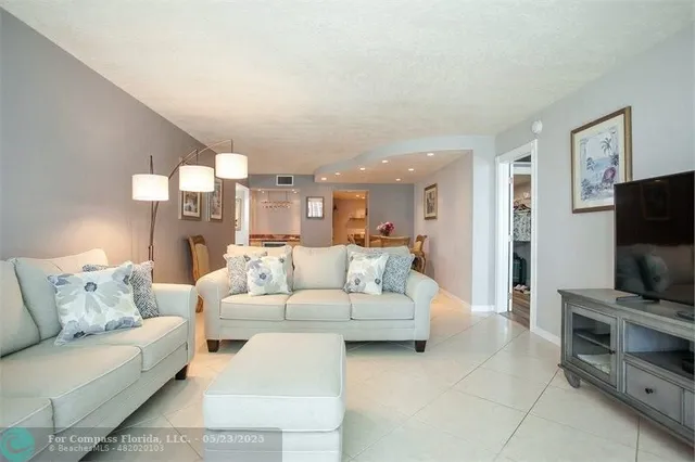 $649,000 | 1360 South Ocean Boulevard, Unit 1003, Pompano Beach, FL 33062