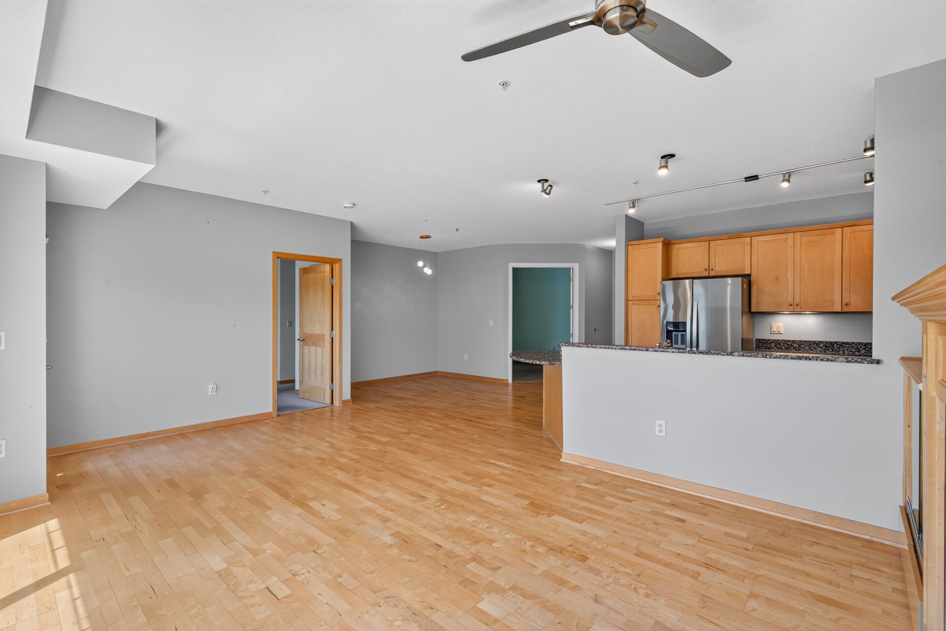 460 Ford Road, Unit 203 St. Louis Park, MN 55426 - Photo 8 of 36 Gallery Image 8