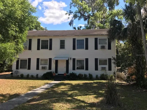 $800 | 111 Stewart Avenue, DeLand, FL 32720