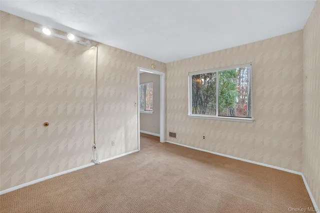 $675,000 | 170 Long Hill Drive, Unit A, Yorktown Heights, NY 10598