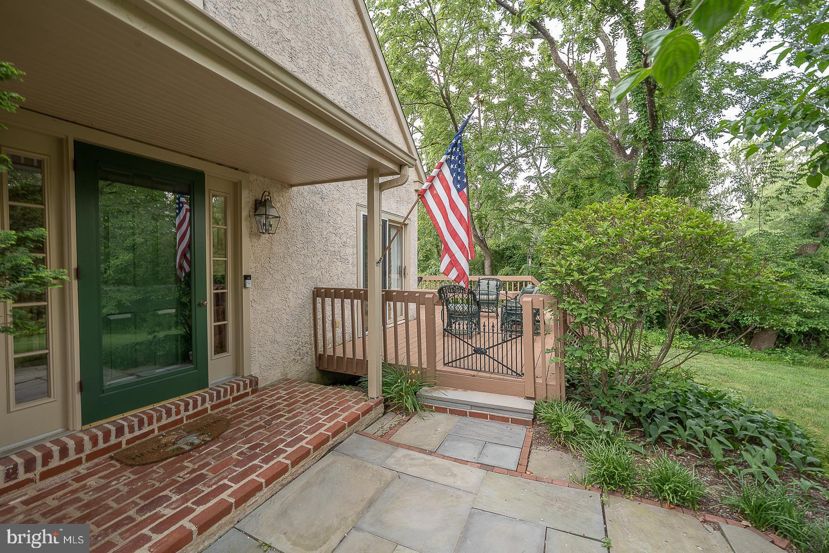 431 Waynesbrooke Road Berwyn, PA 19312 - Photo 4 of 63