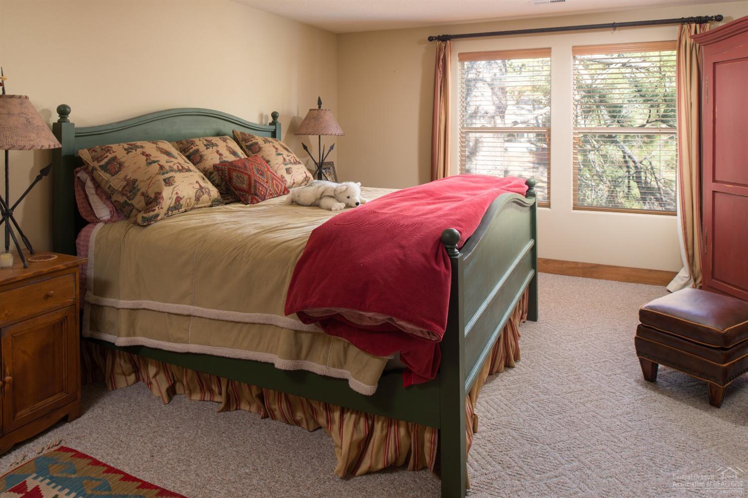 13 Oregon Loop Sunriver, OR 97707 - Photo 15 of 21 Additional Photo