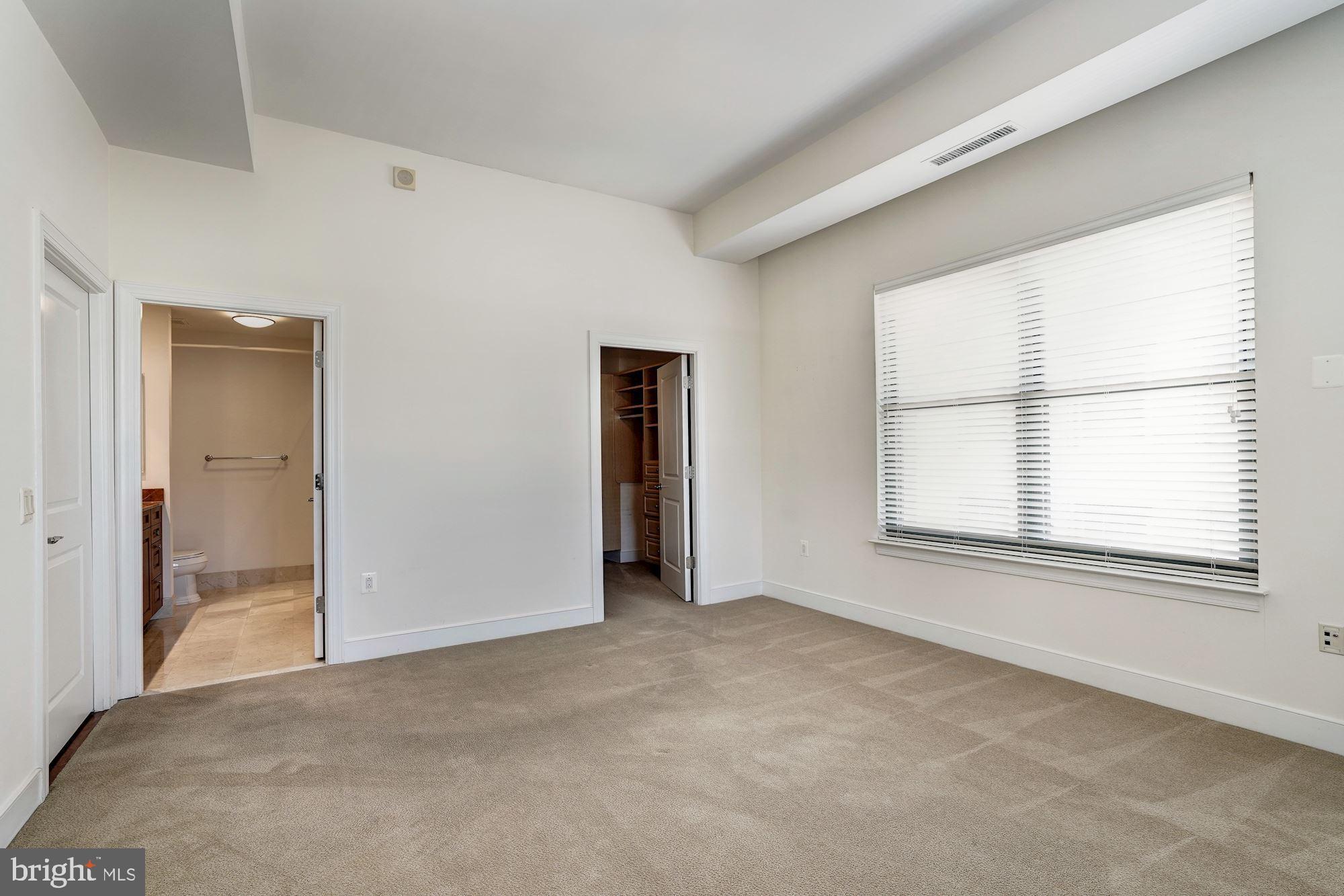 2425 L Street Northwest, Unit 736 Washington, DC 20037 - Photo 17 of 32