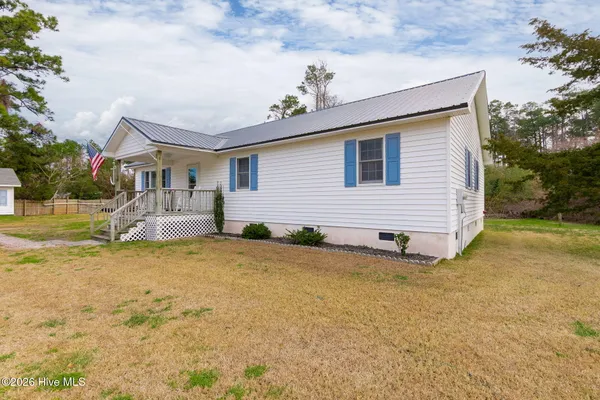 $275,000 | 527 Marshallberg Road, Smyrna, NC 28579