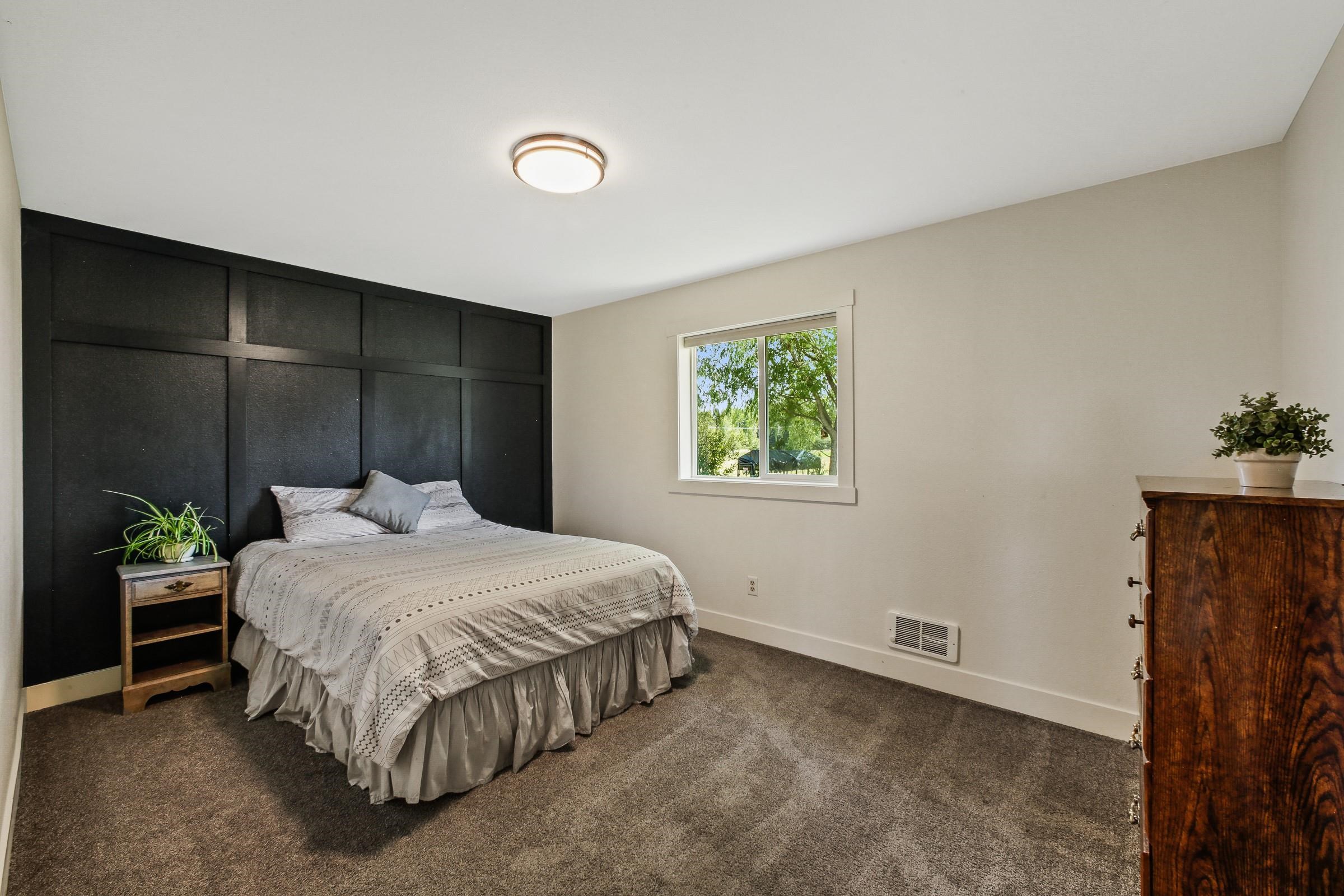 4624 Williams Valley Road Clayton, WA 99110 - Photo 15 of 33