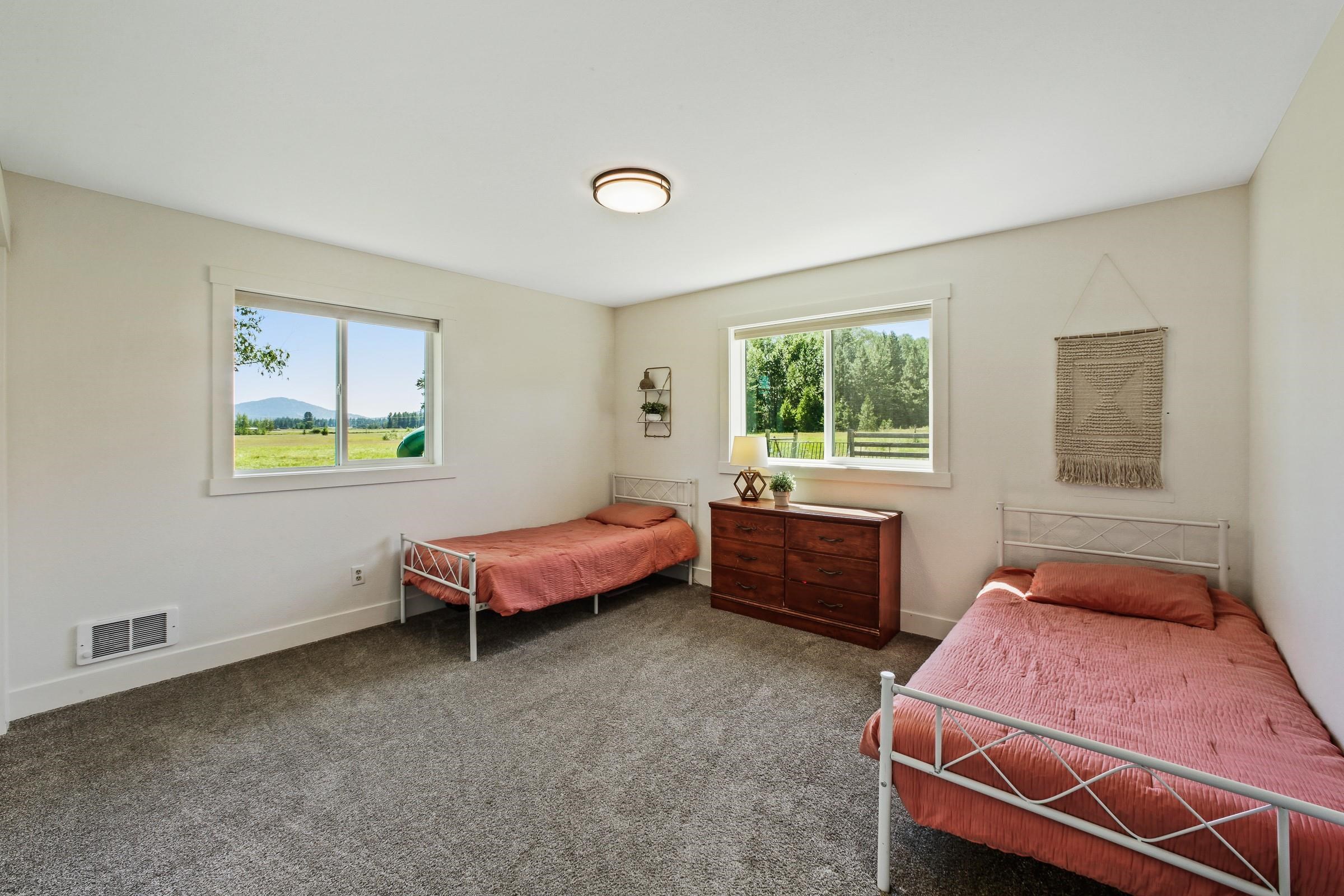 4624 Williams Valley Road Clayton, WA 99110 - Photo 20 of 33