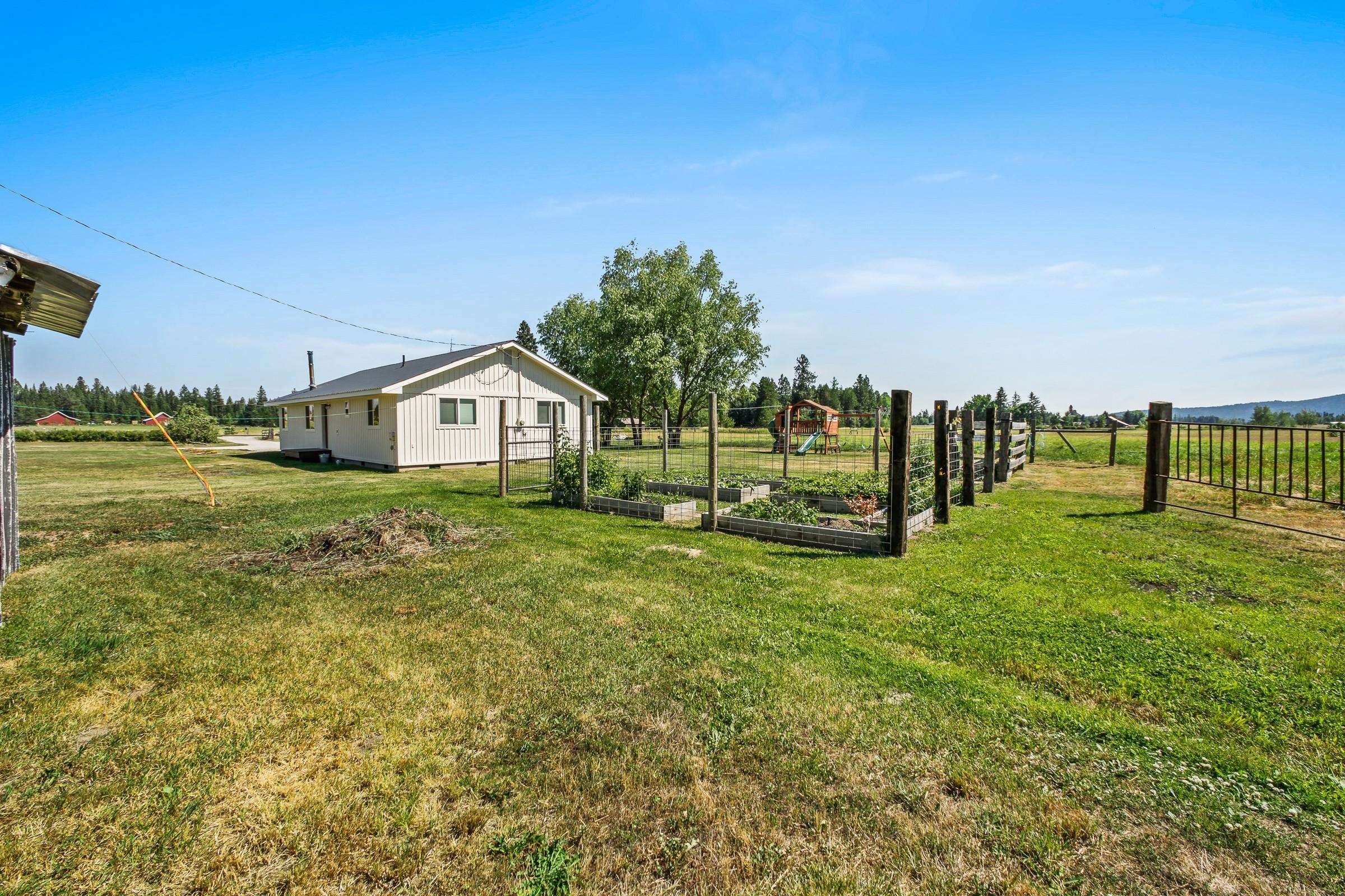 4624 Williams Valley Road Clayton, WA 99110 - Photo 27 of 33