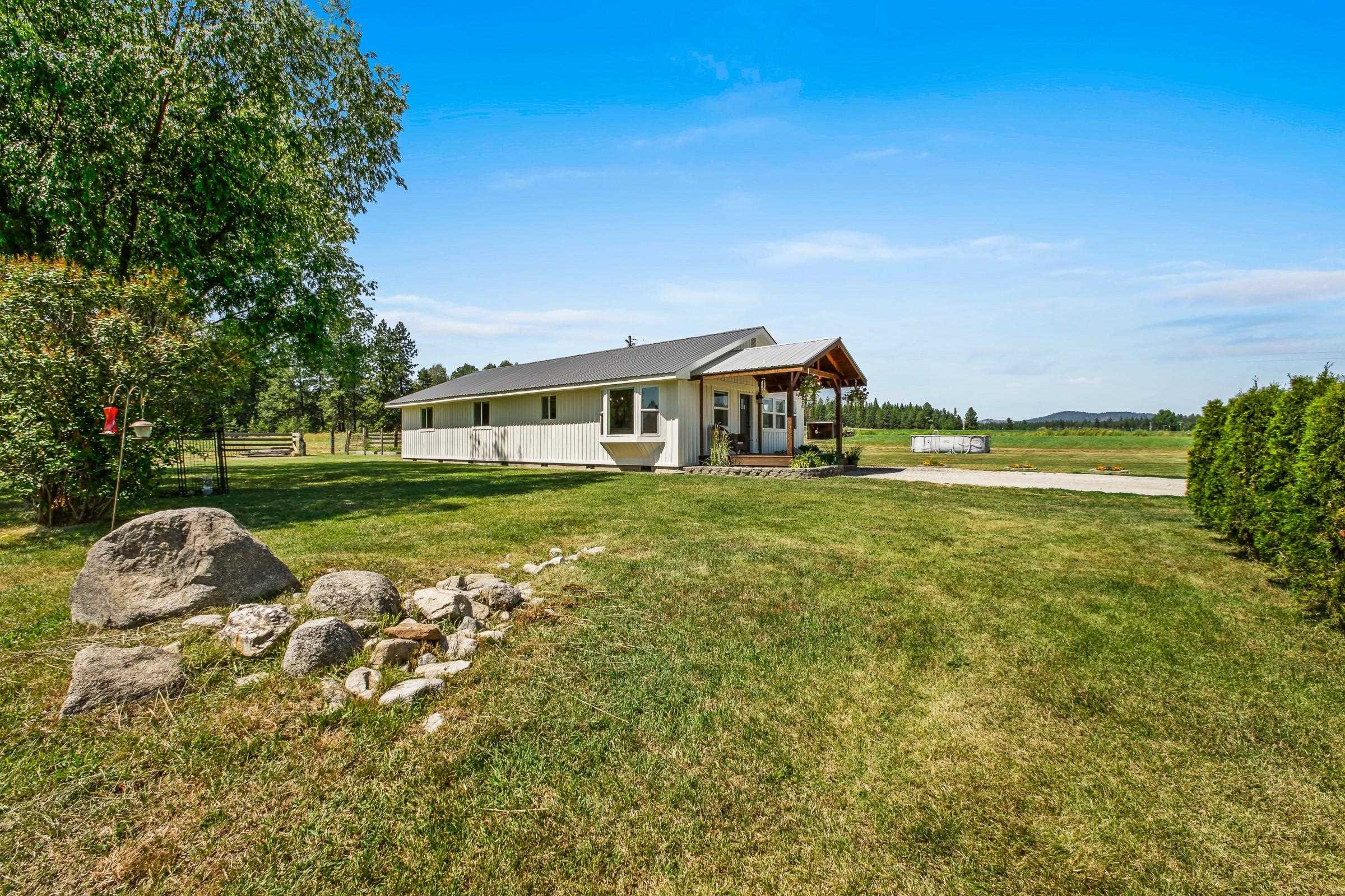 4624 Williams Valley Road Clayton, WA 99110 - Photo 3 of 33
