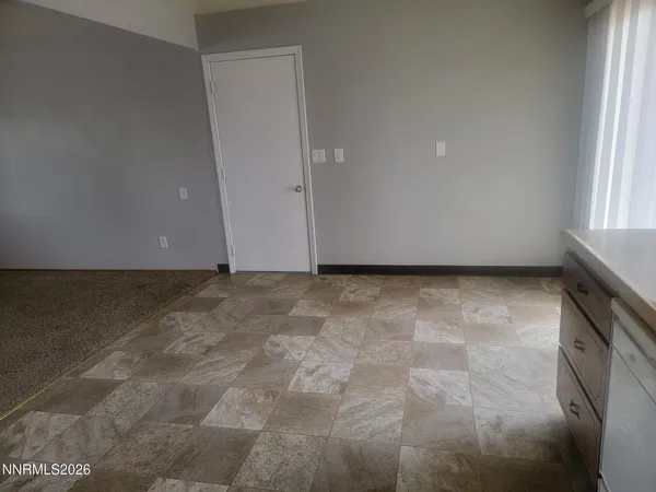 $1,500 | 312 Leona Avenue, Yerington, NV 89447