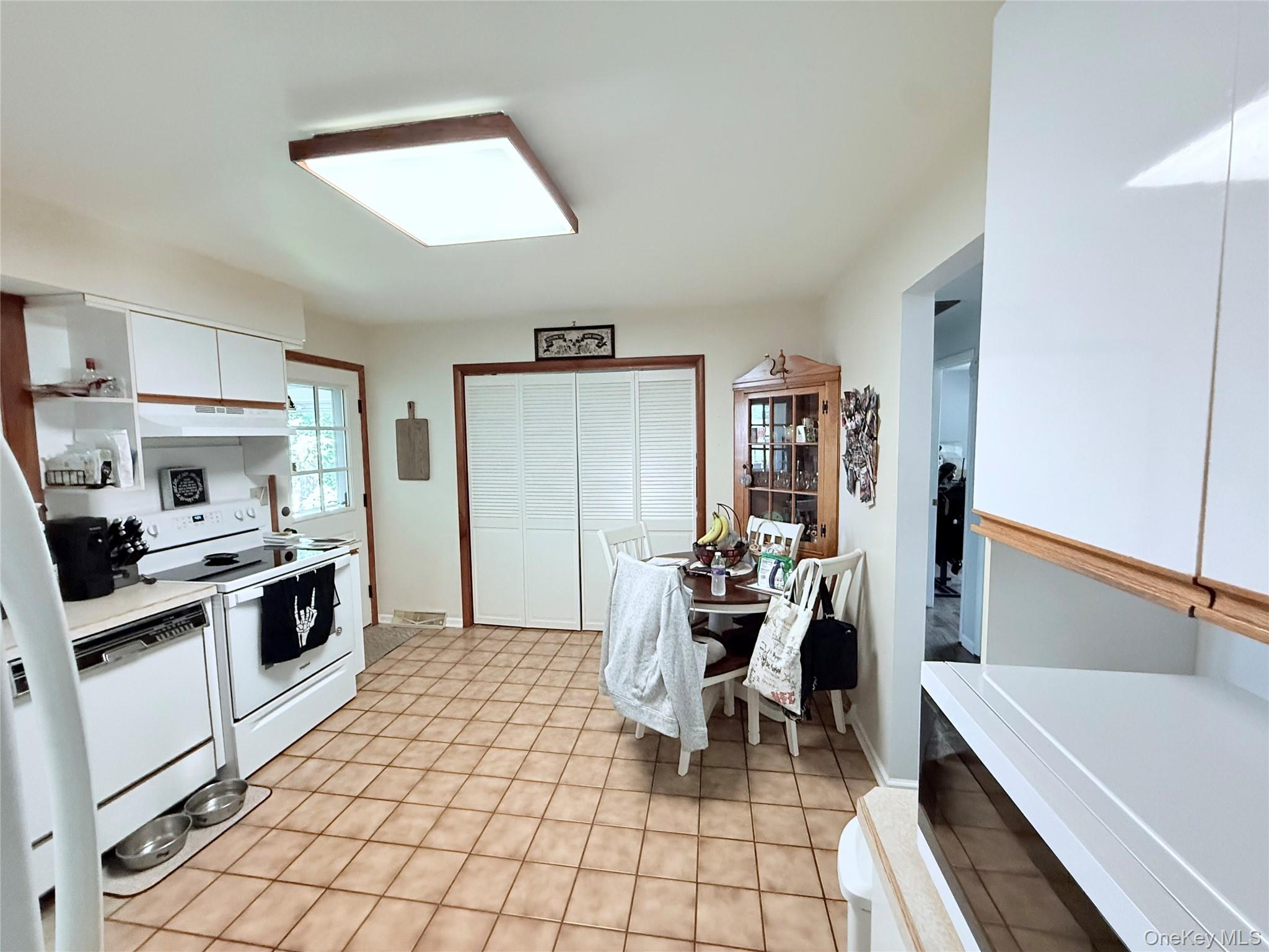 7 Richmond Road Poughkeepsie, NY 12603 - Photo 5 of 16