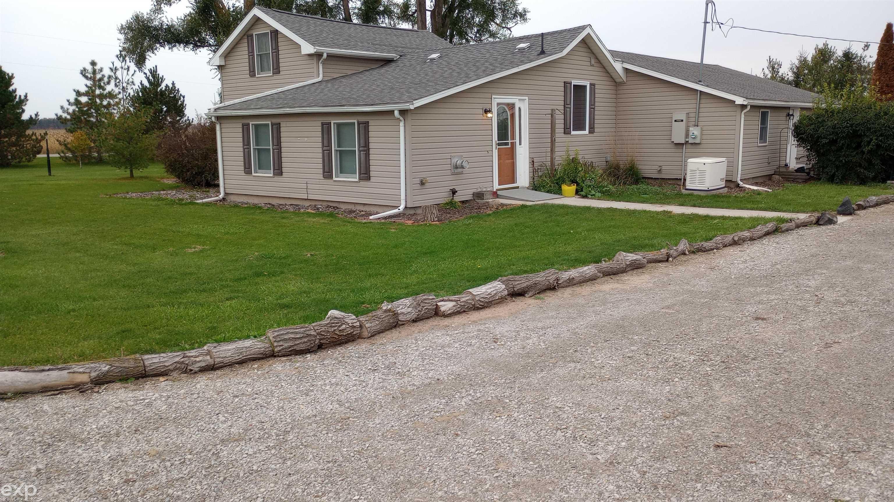 6024 Fike Road Blissfield, MI 49228 - Photo 1 of 37 50126146.JPG