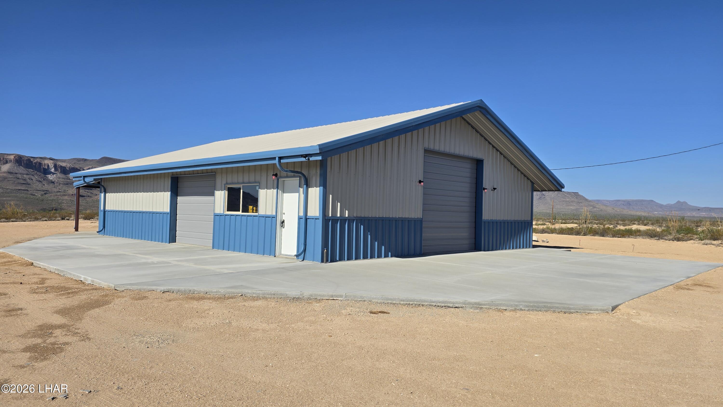 4302 West Speedway Road Yucca, AZ 86438 - Photo 3 of 43