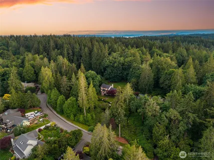 $1,450,000 | 5791 Wimsey Lane Northeast, Bainbridge Island, WA 98110