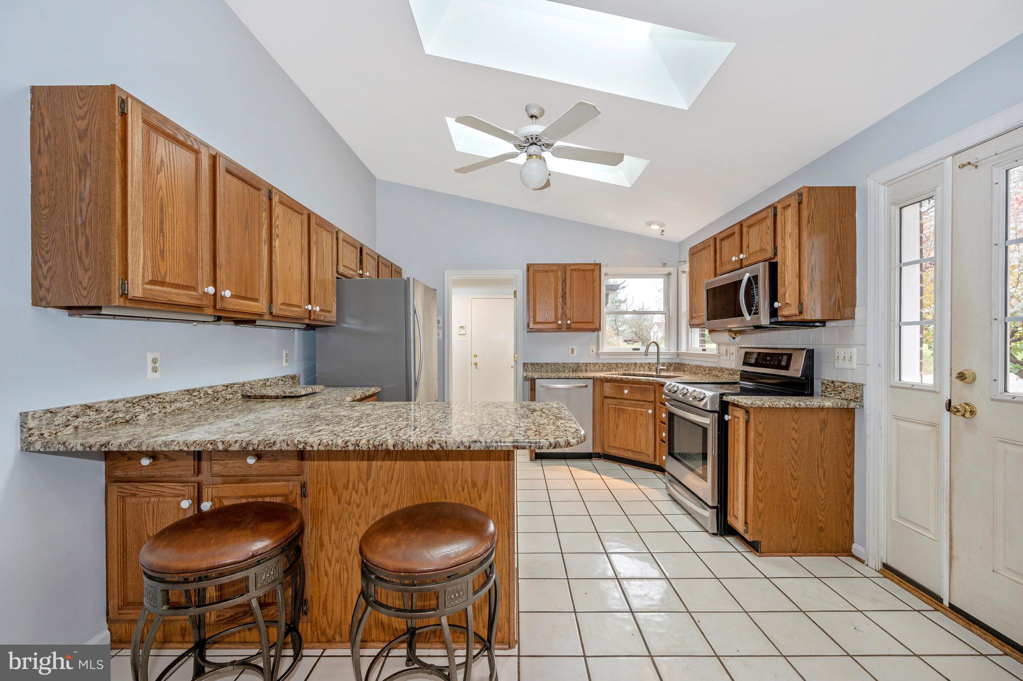 6250 Picnic Woods Road Jefferson, MD 21755 - Photo 11 of 76 Kitchen