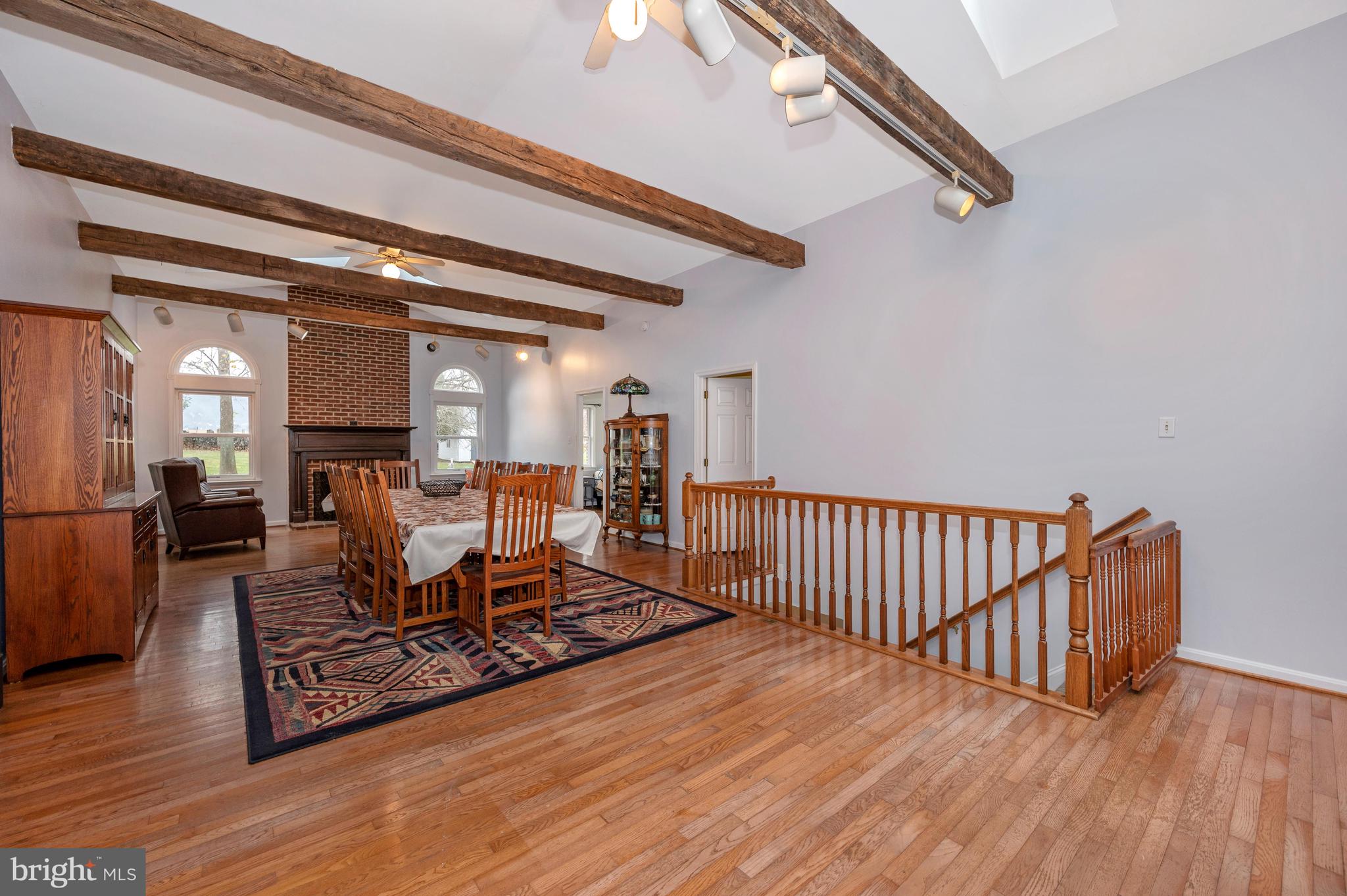 6250 Picnic Woods Road Jefferson, MD 21755 - Photo 10 of 76 Living & Dining