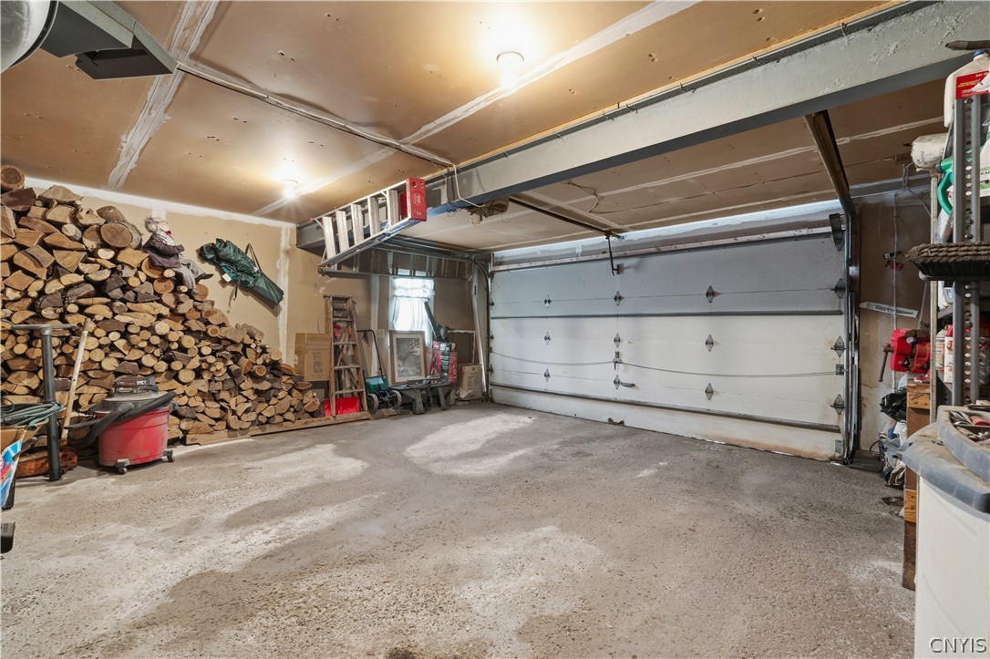 112 Merriwether Drive Camillus, NY 13219 - Photo 36 of 50