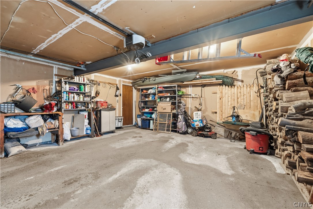 112 Merriwether Drive Camillus, NY 13219 - Photo 37 of 50