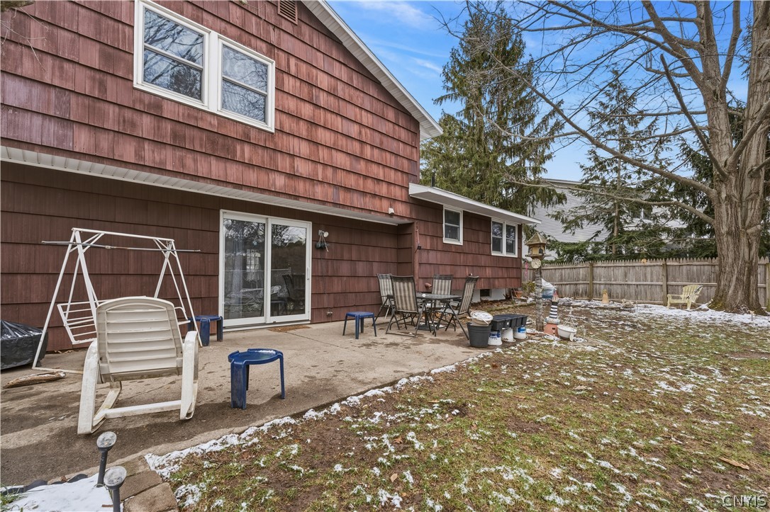 112 Merriwether Drive Camillus, NY 13219 - Photo 40 of 50