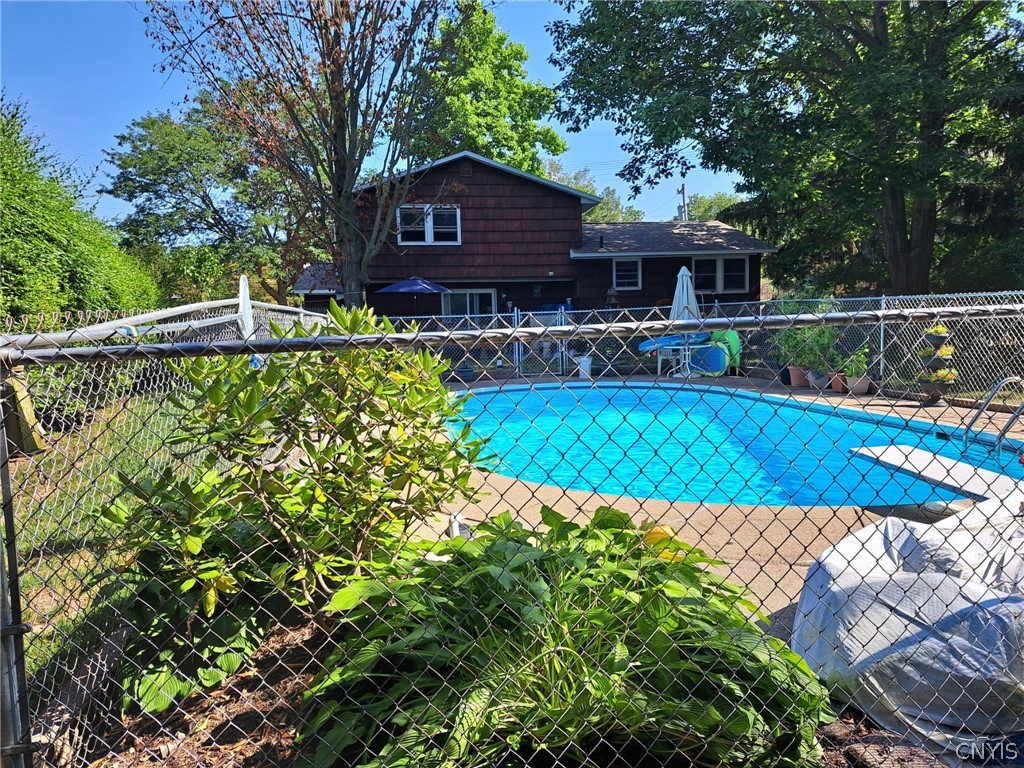 112 Merriwether Drive Camillus, NY 13219 - Photo 42 of 50