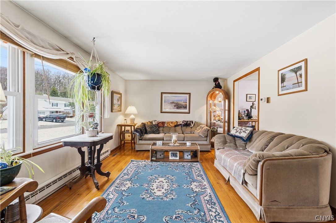 112 Merriwether Drive Camillus, NY 13219 - Photo 8 of 50