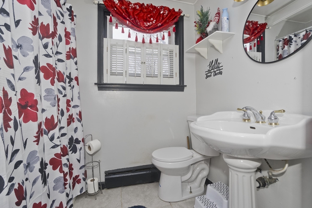 1730 Carew Street Springfield, MA 01104 - Photo 17 of 31