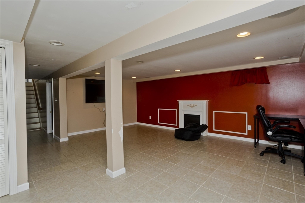 1730 Carew Street Springfield, MA 01104 - Photo 31 of 31