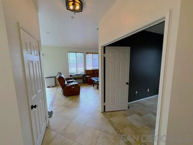 8873 Gumtree Lane Riverside, CA 92508 - Photo 7 of 36 Gallery Image 7