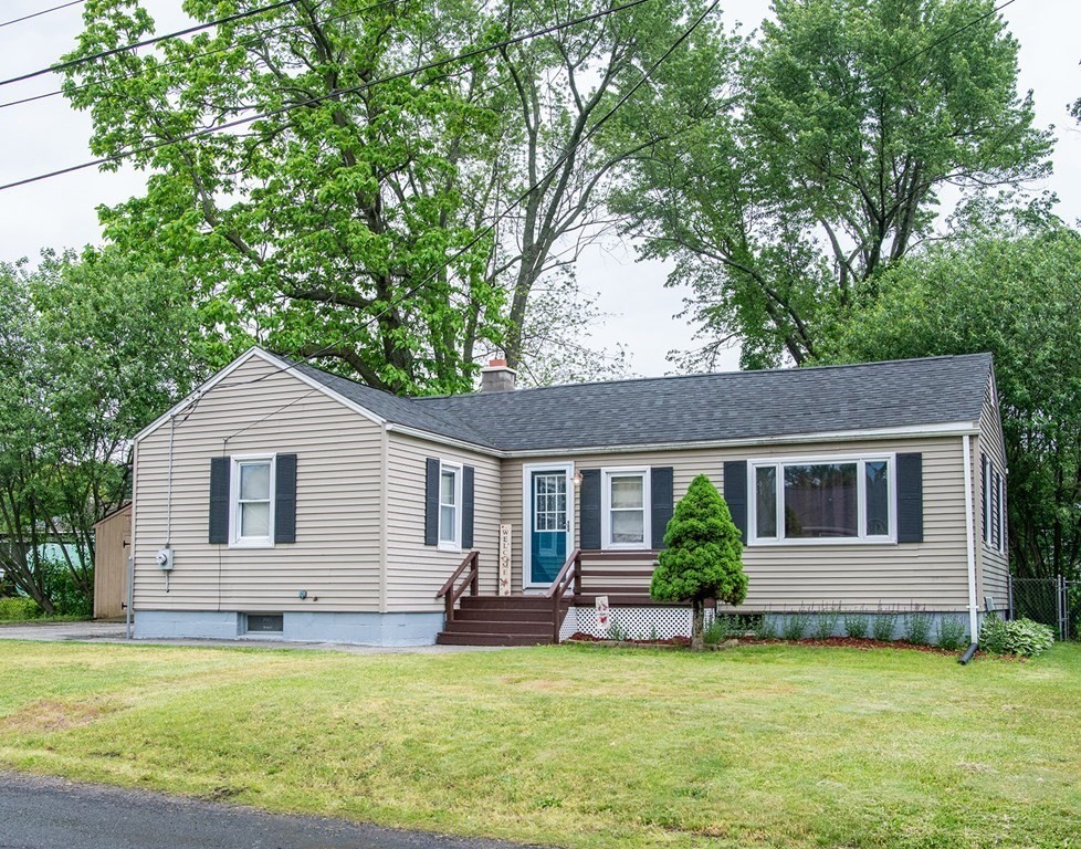 23 Mount Vernon Road Chicopee, MA 01013 - Photo 1 of 36 Gallery Image 1