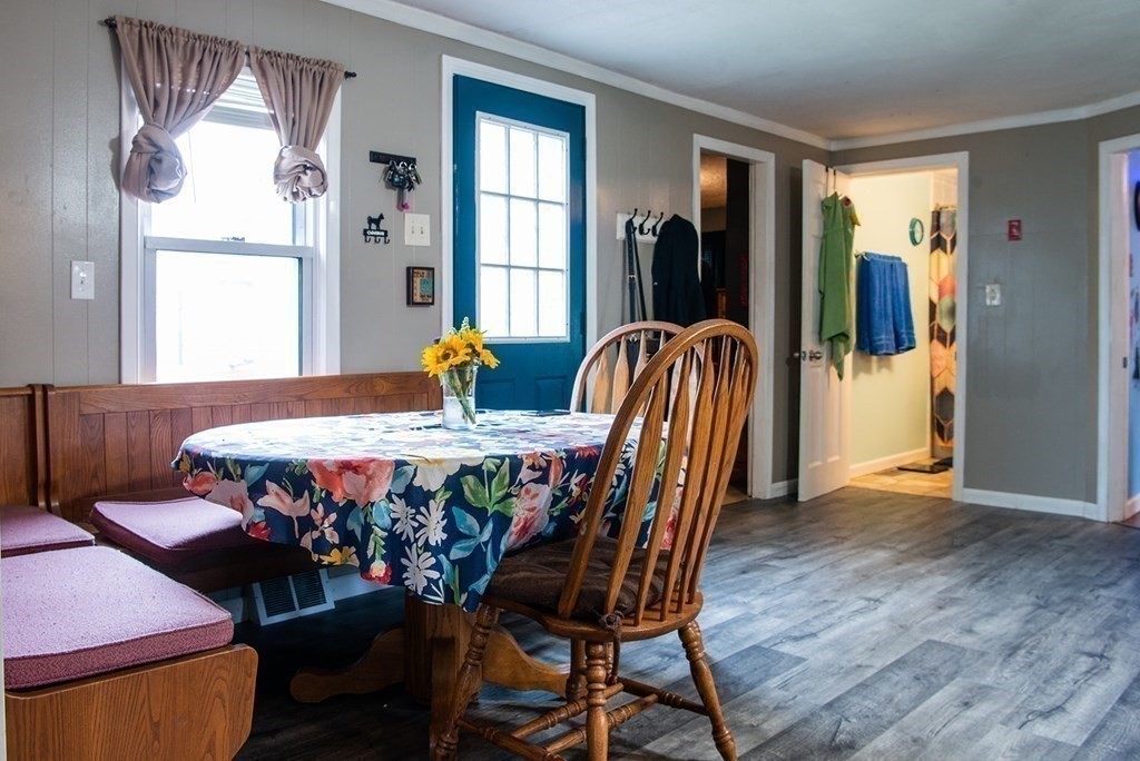 23 Mount Vernon Road Chicopee, MA 01013 - Photo 11 of 36 Gallery Image 11