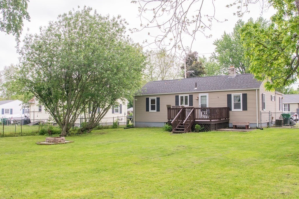 23 Mount Vernon Road Chicopee, MA 01013 - Photo 27 of 36 Gallery Image 27