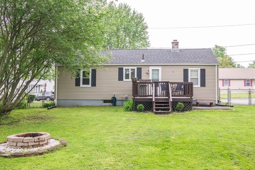 23 Mount Vernon Road Chicopee, MA 01013 - Photo 29 of 36 Gallery Image 29
