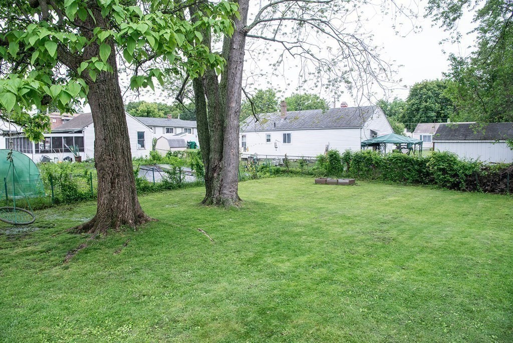 23 Mount Vernon Road Chicopee, MA 01013 - Photo 35 of 36 Gallery Image 35