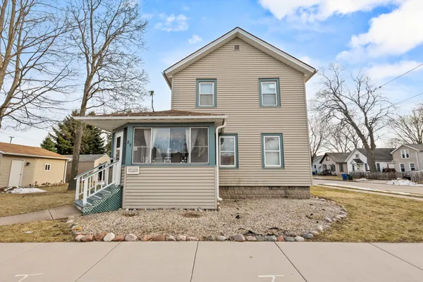 $169,000 | 29 West Melvin Avenue, Oshkosh, WI 54901