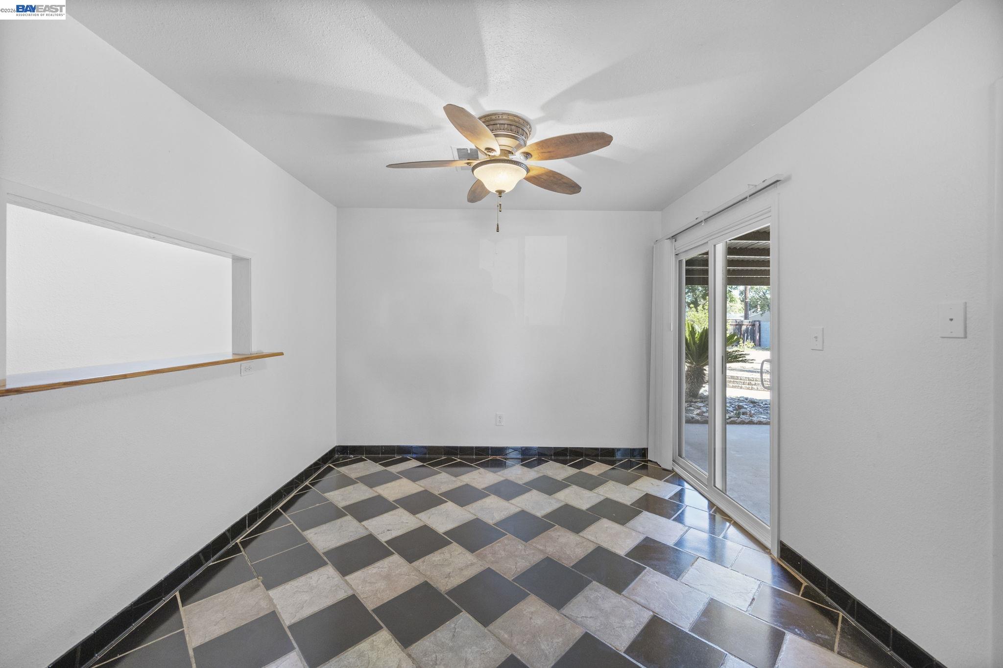 2921 Rimrock Court Modesto, CA 95355 - Photo 15 of 60