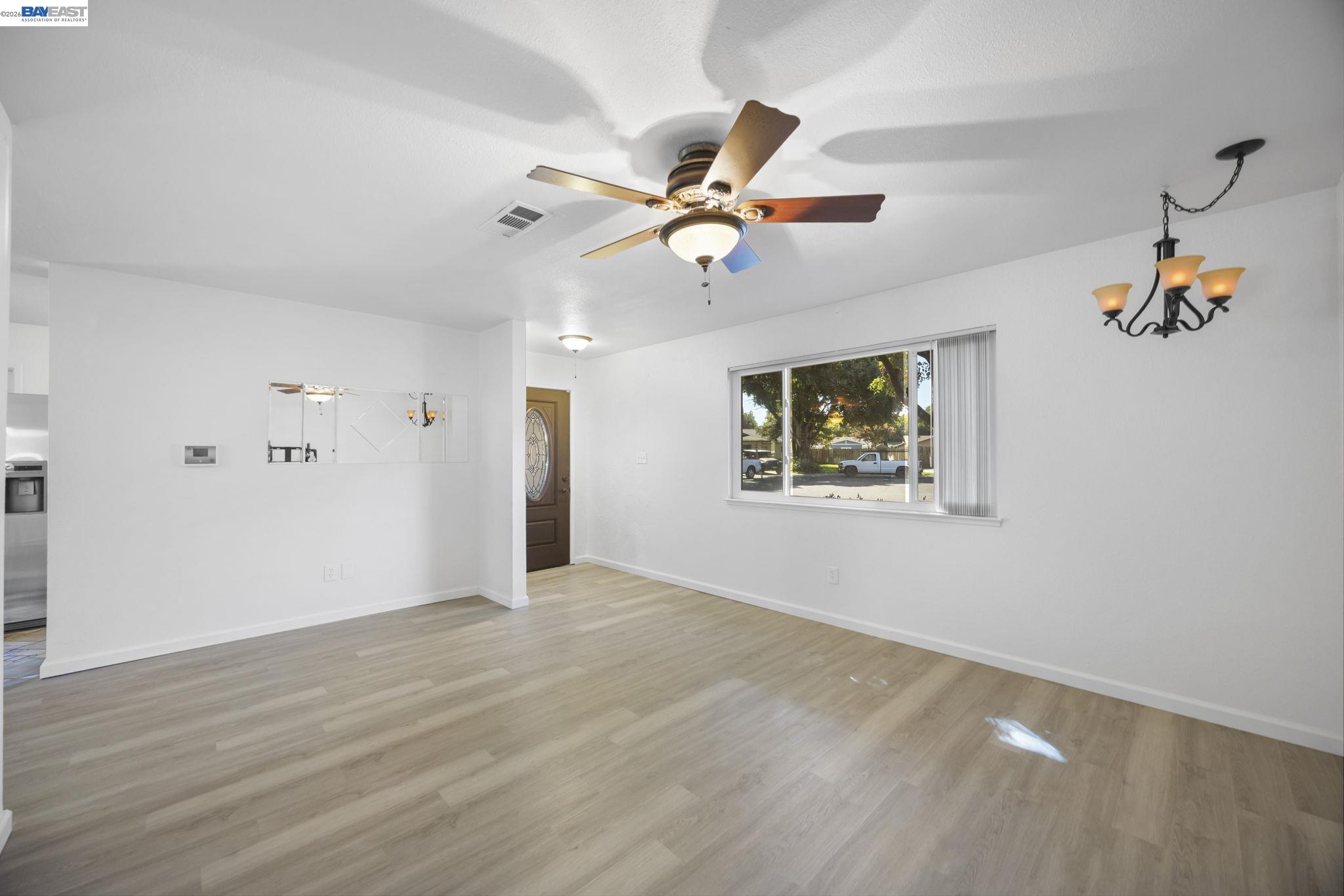 2921 Rimrock Court Modesto, CA 95355 - Photo 9 of 60