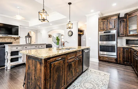 $575,000 | 110 Green Meadows Boulevard, Munford, TN 38058