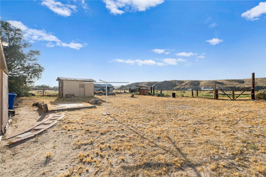 28074 Waterman Road Barstow, CA 92311 - Photo 24 of 25 a view of a lake view