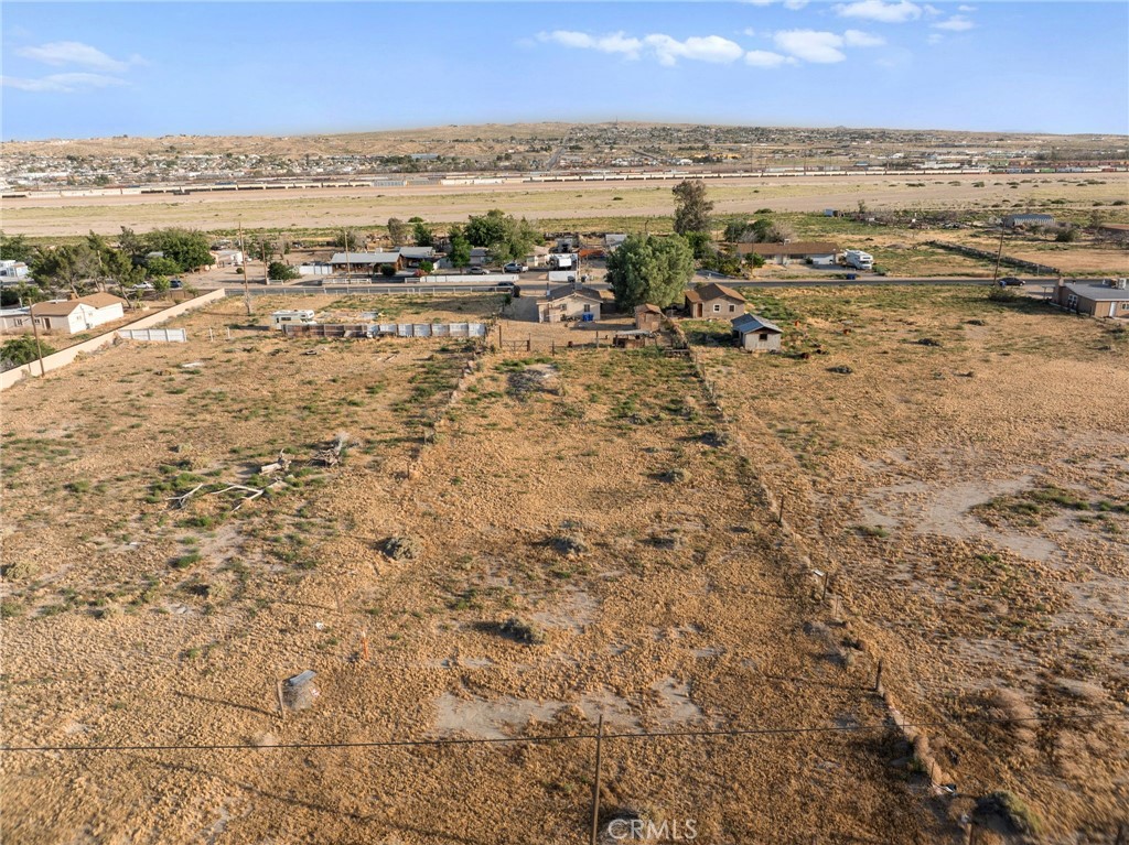 28074 Waterman Road Barstow, CA 92311 - Photo 7 of 25 an aerial view of multiple house