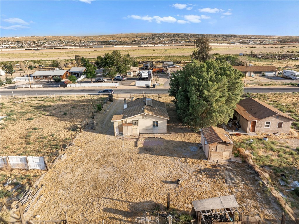 28074 Waterman Road Barstow, CA 92311 - Photo 8 of 25