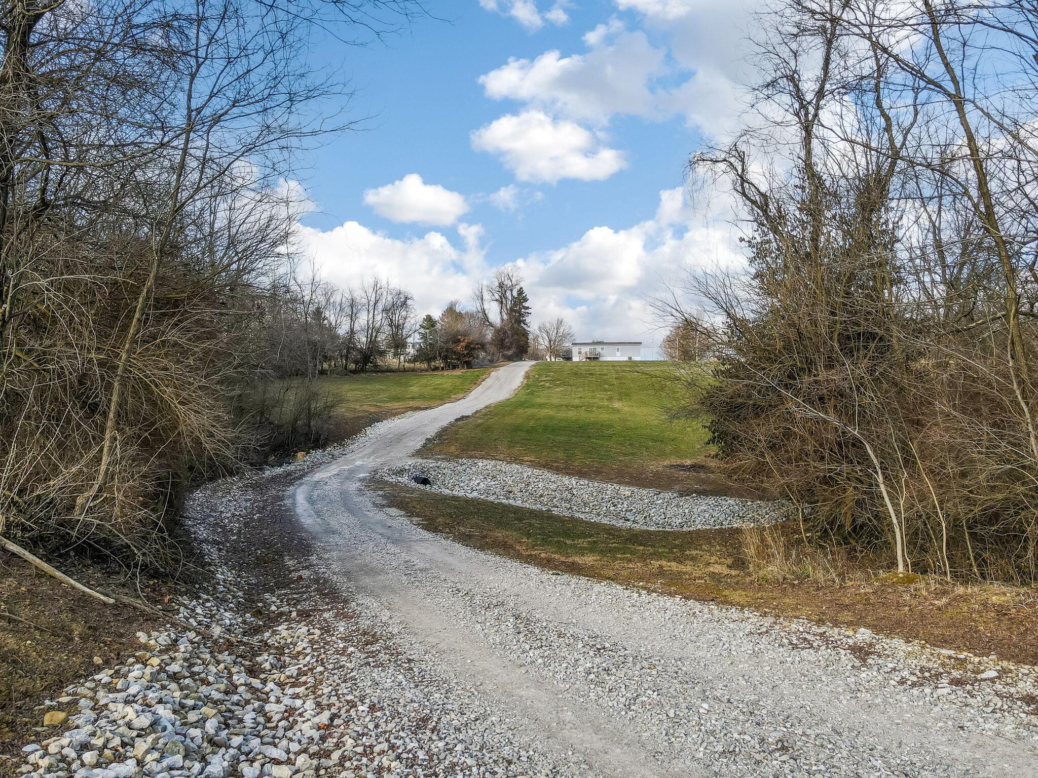 5981 Julian Road Southwest Amanda, OH 43102 - Photo 75 of 97 driveway