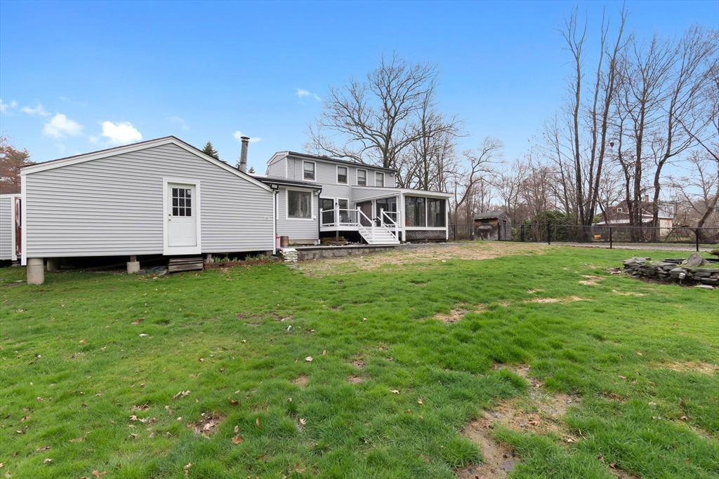 54 Rabbit Road Salisbury, MA 01952 - Photo 3 of 42