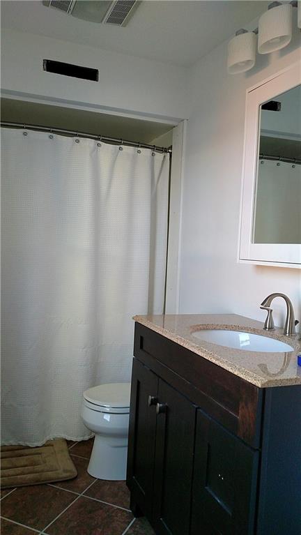 428 Oak Street Indiana, PA 15701 - Photo 22 of 25 Powder room