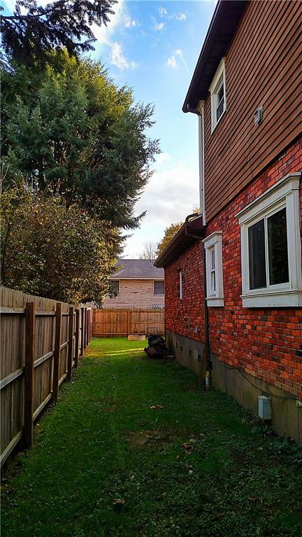 428 Oak Street Indiana, PA 15701 - Photo 5 of 25