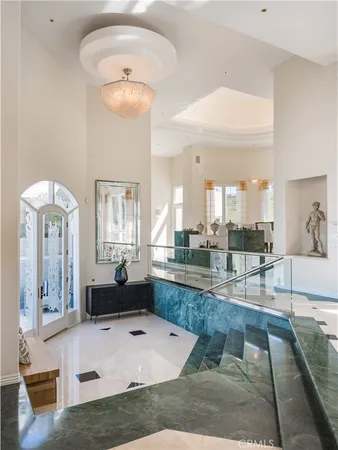 $8,790,000 | 702 Vía La Cuesta, Palos Verdes Estates, CA 90274