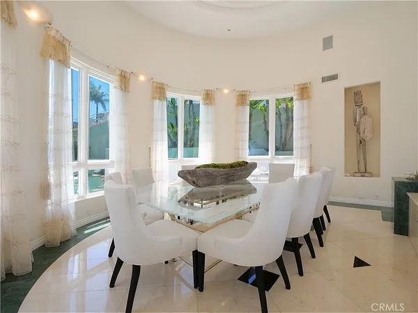 $8,790,000 | 702 Vía La Cuesta, Palos Verdes Estates, CA 90274